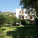 Mealos Skyros