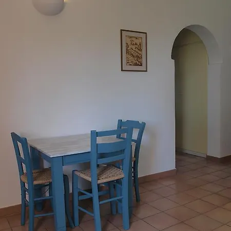 Mealos * Skyros