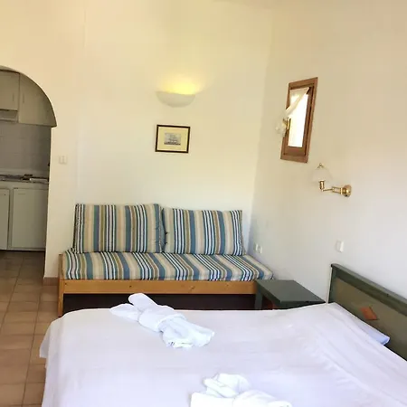 Mealos Lägenhet Skyros